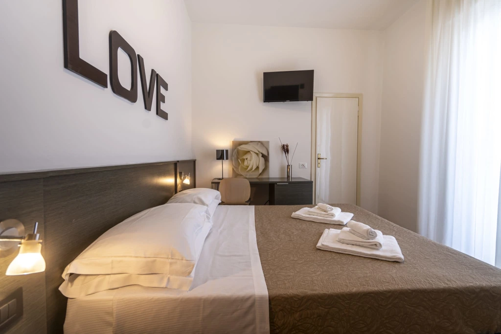 Matrimoniale doppia con doccia